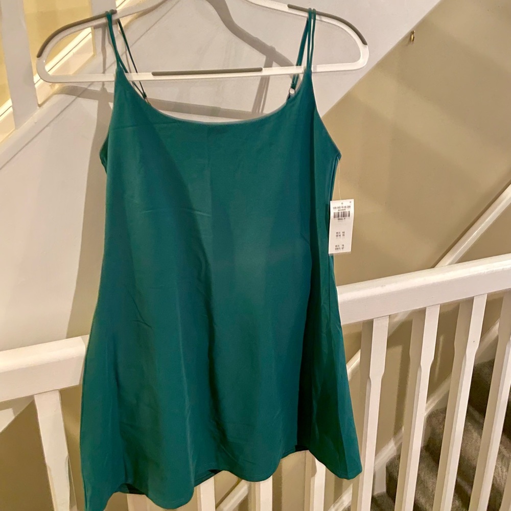 Abercrombie forest green athletic dress, new with tags on, size small petite